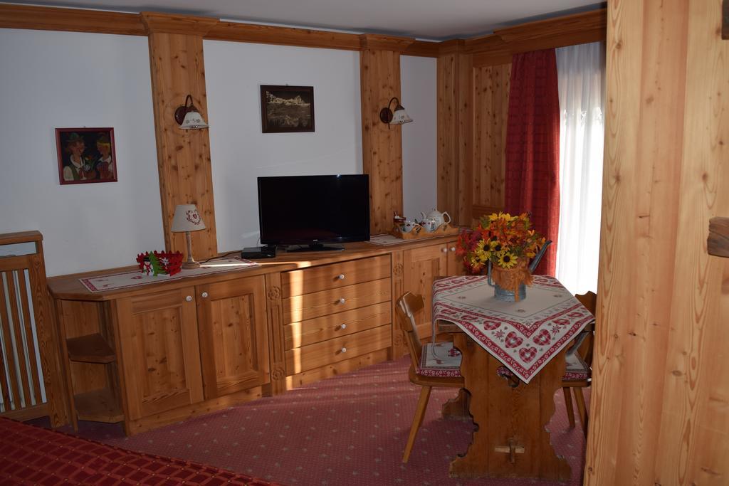 Hotel Cime Bianche Брей-Червиния Экстерьер фото